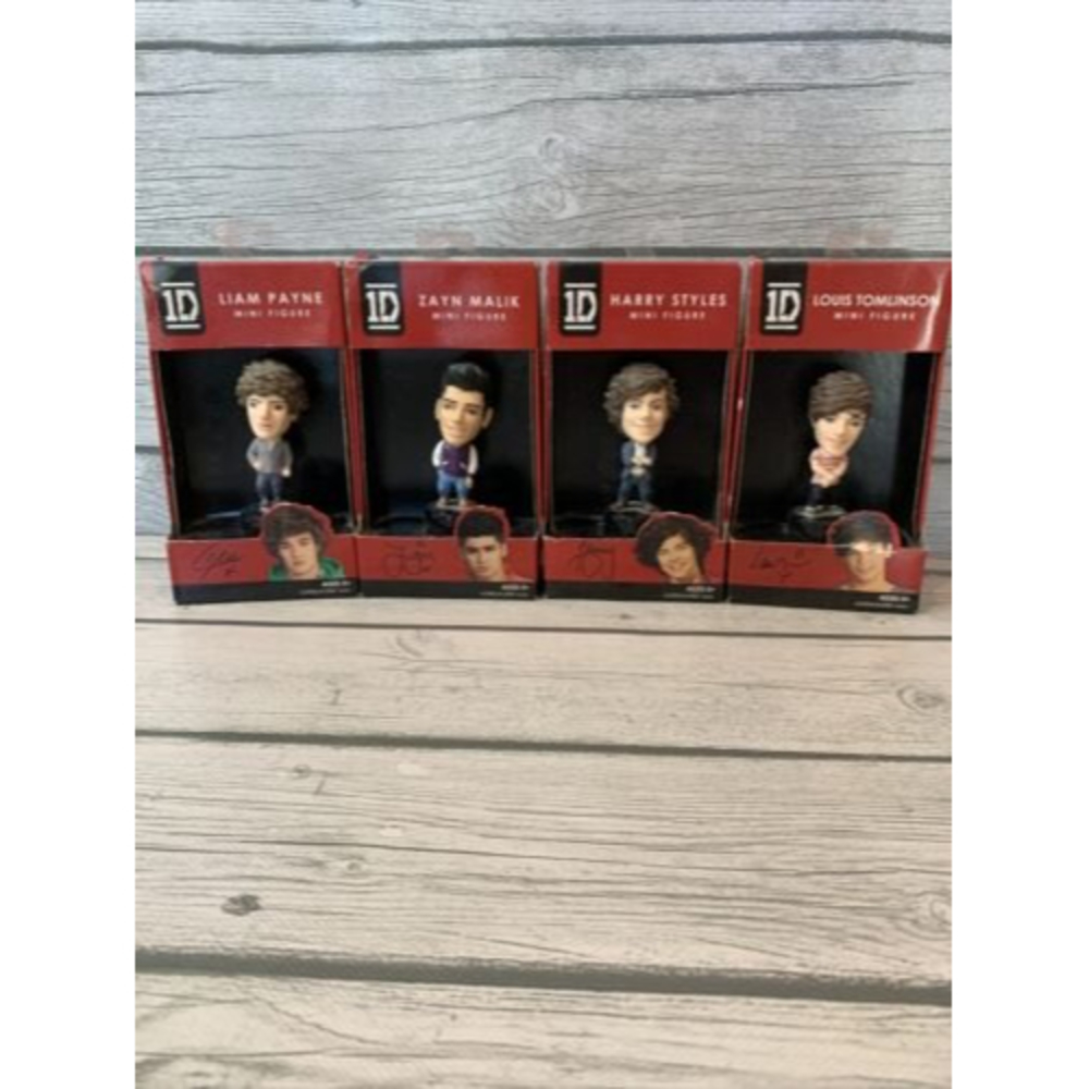 2012 Vivid One Direction 1D 4 Mini Figures Sealed Liam, Zayn, Harry, & Louis